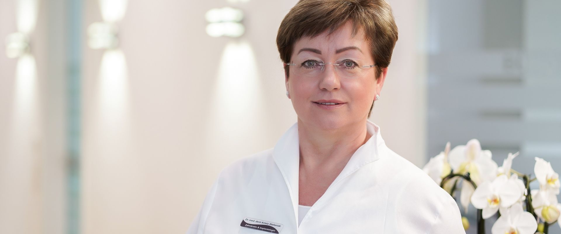 Dr. Stefaniak-Brzuchalski, Zahnärztin und Implantologin in Bremen